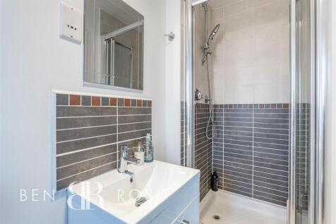 Master Ensuite