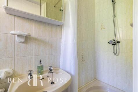 Master Ensuite