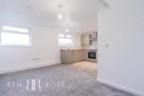 Kitchen/Living Area