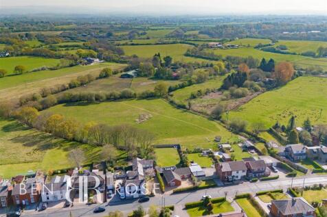Aerial View - Surroundings