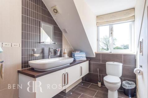 Bedroom Four Ensuite