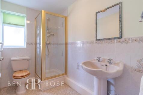 Master Ensuite