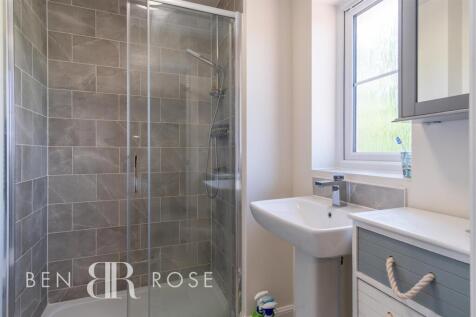 Master Ensuite