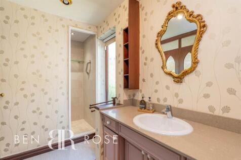 Master Ensuite