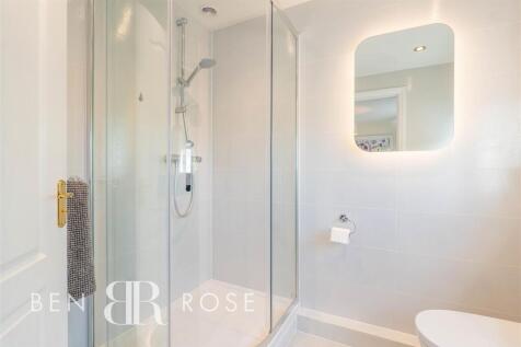 Master Bedroom Ensuite
