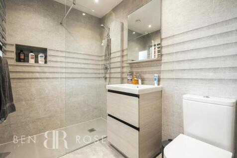 Master Ensuite