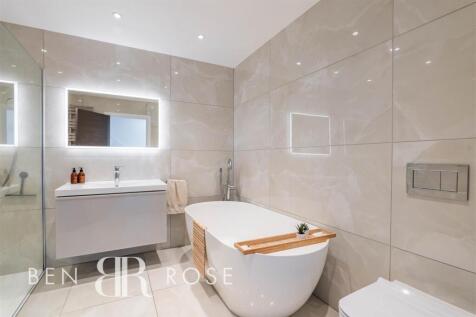 Master Ensuite