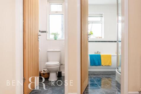 WC/Family Bathroom