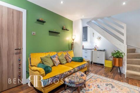 Lounge/Kitchen