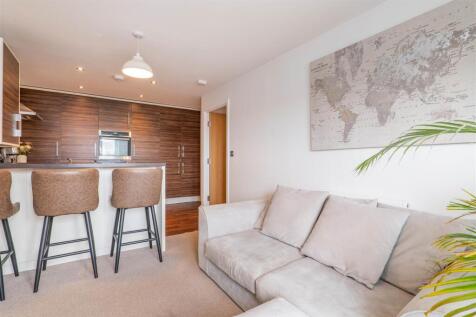 Lounge/Kitchen