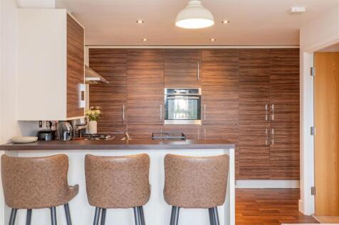 Lounge/Kitchen