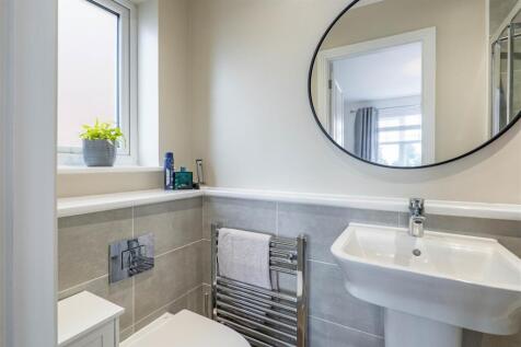 Master Bedroom Ensuite