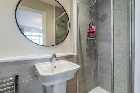 Master Bedroom Ensuite