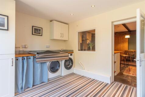 Sitting Room/Utility/WC