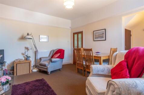 Dining/Sitting Room