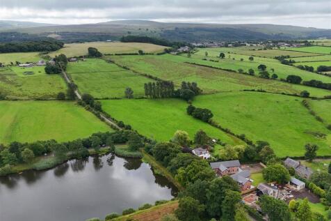 Aerial View - Surroundings