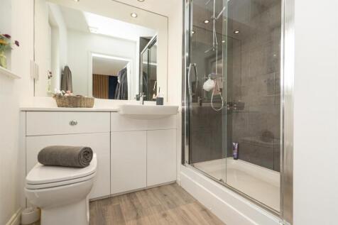Master Ensuite