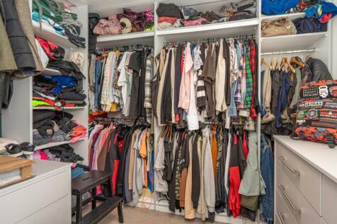 Walk In Wardrobe