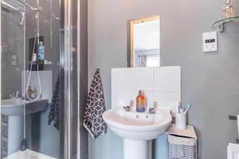 Master Ensuite