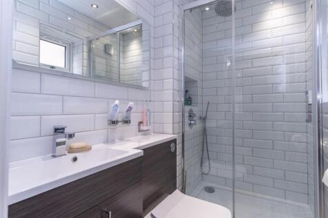 Master Ensuite