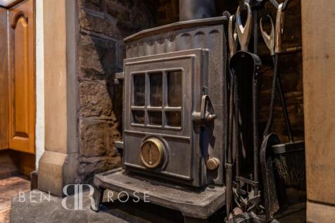 Kitchen Feature