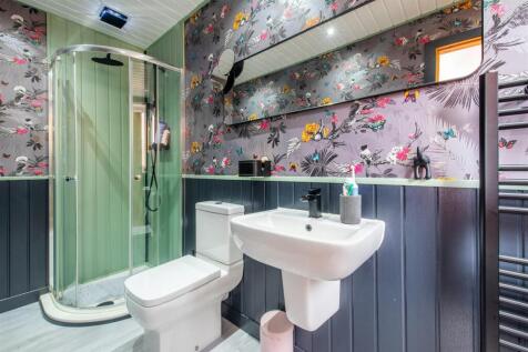 Bedroom Two Ensuite