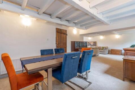 Lounge/Diner