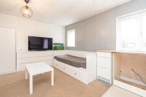 Lounge/Kitchen