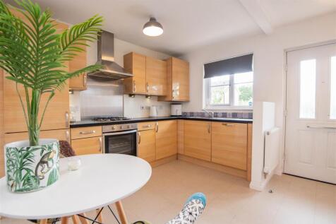 Kitchen / Entrance