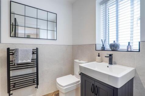 Bedroom Three Ensuite