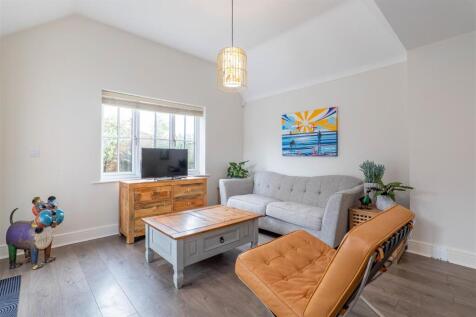 Kitchen/Diner/Snug