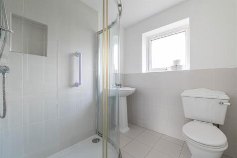 Family Shower Room