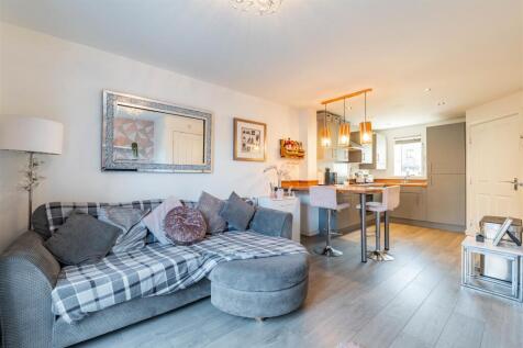 Lounge/Kitchen/Dining Room