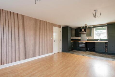 Kitchen / Lounge