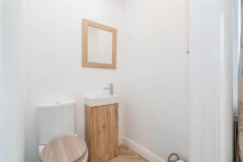 Master Bedroom Ensuite