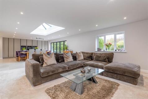 Kitchen/Dining/Family Room