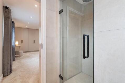 Master Bedroom Ensuite