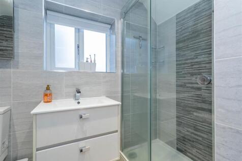 Master Bedroom Ensuite