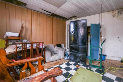 First Floor - Communal Area