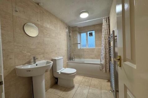 En-suite Bathroom