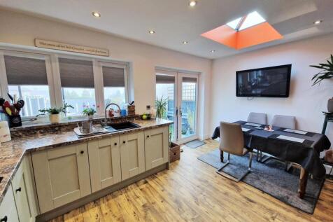 01GQMC0V319Q9WB3KQH7