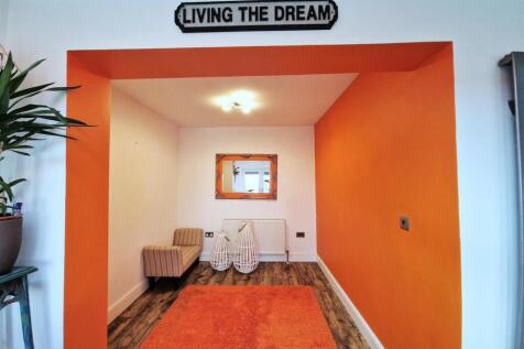 01GQMBQR2TW8D28F8W00