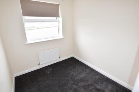 Bedroom 203.JPG