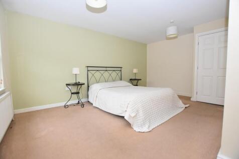 bed 2 (2).jpg
