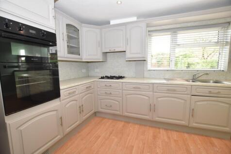 Kitchen 1.JPG