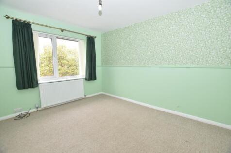Bedroom 2 1.JPG
