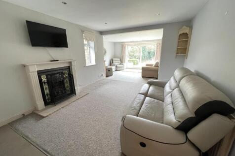 lounge through sitting area.jpg