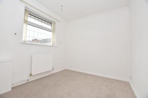 bed 2.jpg