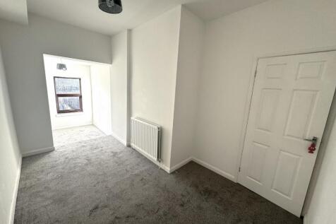 Rear Bedroom 2.jpg