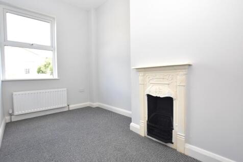 Bedroom 2.jpg